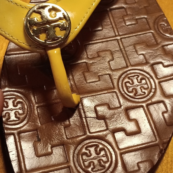 Tory Burch Sandals Size 8 - Picture 8 of 9
